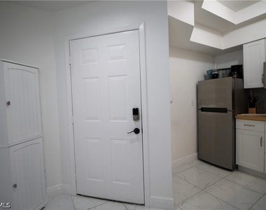 3323 Olympic Drive - Photo Thumbnail 5