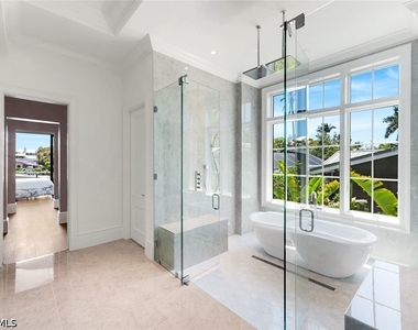 1690 Chesapeake Avenue - Photo Thumbnail 13
