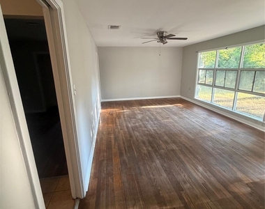 703 Lilac Street - Photo Thumbnail 1