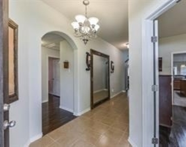 2823 Lakecrest Forest Drive - Photo Thumbnail 3