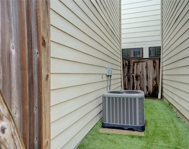 5911 Petty Street - Photo Thumbnail 40