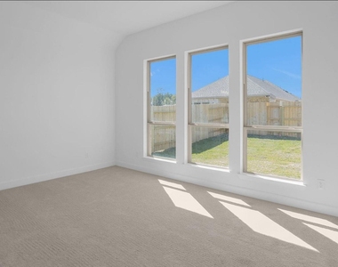 211 Sierra Stream Lane - Photo Thumbnail 6
