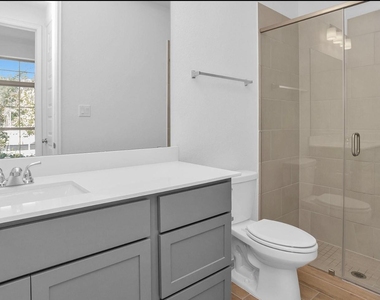 211 Sierra Stream Lane - Photo Thumbnail 11