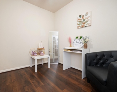1823 Blue Water Bay Drive - Photo Thumbnail 36