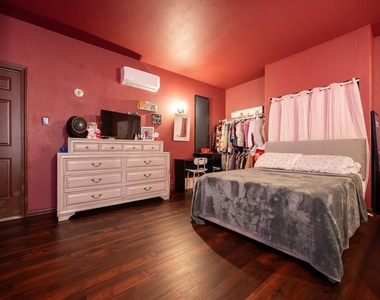 1823 Blue Water Bay Drive - Photo Thumbnail 10