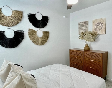 21431 Carosella Drive - Photo Thumbnail 37