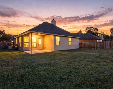 506 Carson Ridge Drive - Photo Thumbnail 20
