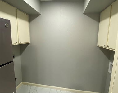 6633 W Airport Boulevard - Photo Thumbnail 15