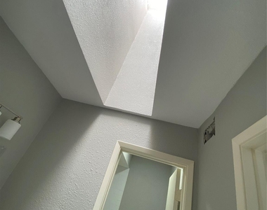 6633 W Airport Boulevard - Photo Thumbnail 16