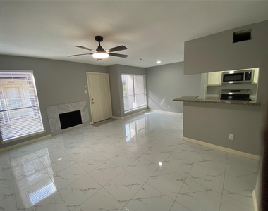 6633 W Airport Boulevard - Photo Thumbnail 5