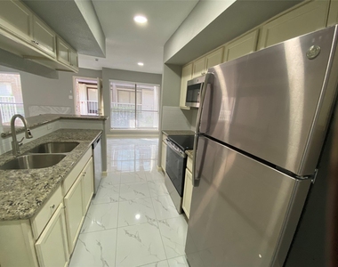 6633 W Airport Boulevard - Photo Thumbnail 1