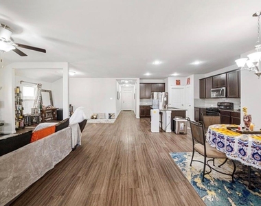 15419 Royce Holly Drive - Photo Thumbnail 9