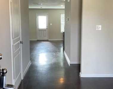 2522 Bedrock Lane - Photo Thumbnail 23