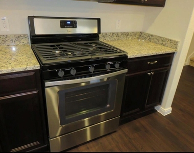 2522 Bedrock Lane - Photo Thumbnail 4