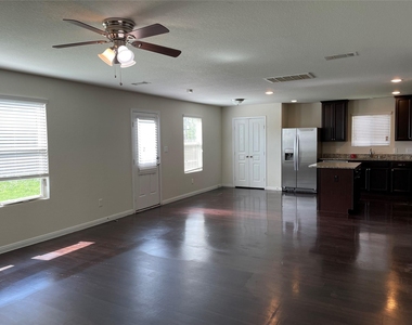 2522 Bedrock Lane - Photo Thumbnail 6