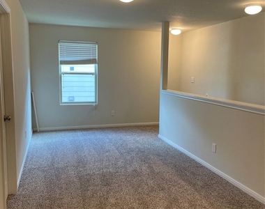 2522 Bedrock Lane - Photo Thumbnail 21
