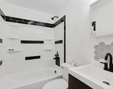 11806 E Jane Lane - Photo Thumbnail 12