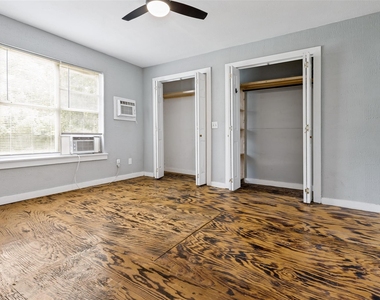 11806 E Jane Lane - Photo Thumbnail 9