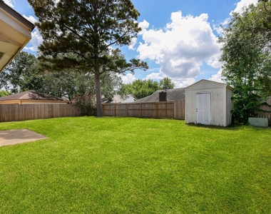 7423 Towerview Ln - Photo Thumbnail 22