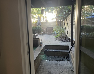 219 33rd Street - Photo Thumbnail 14