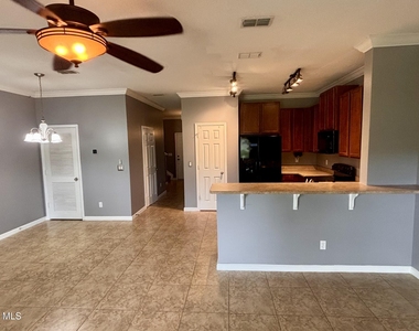 2755 Revolution Street - Photo Thumbnail 4