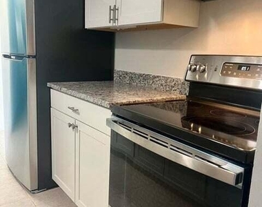 311 Taylor Avenue - Photo Thumbnail 2