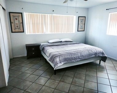 73 S Lincoln Avenue - Photo Thumbnail 2