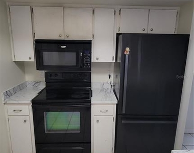 701 E Orchid Avenue - Photo Thumbnail 7