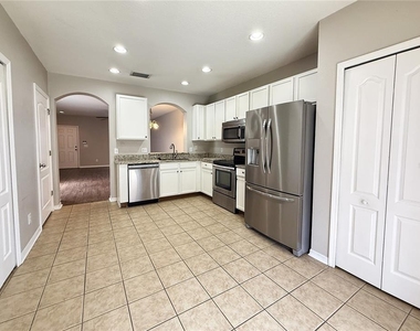 12270 Foxmoor Peak Drive - Photo Thumbnail 4