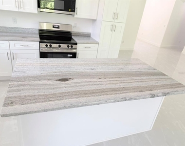 1029 S 66th Street - Photo Thumbnail 9
