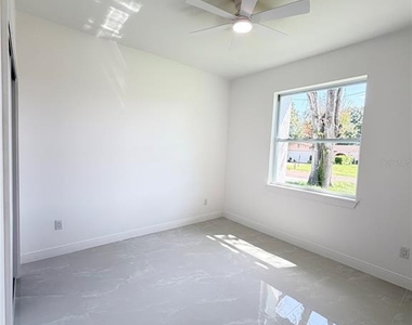 1029 S 66th Street - Photo Thumbnail 18
