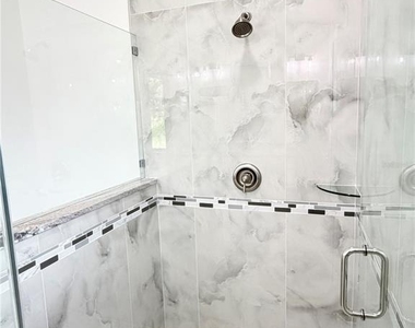 1029 S 66th Street - Photo Thumbnail 30