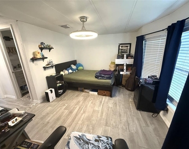 2703 Aein Road - Photo Thumbnail 27