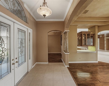 12518 Lake Jovita Boulevard - Photo Thumbnail 13