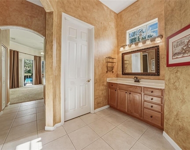 12518 Lake Jovita Boulevard - Photo Thumbnail 39