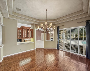12518 Lake Jovita Boulevard - Photo Thumbnail 9