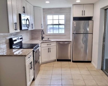 3117 Huntington Road - Photo Thumbnail 4