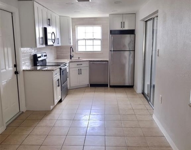 3117 Huntington Road - Photo Thumbnail 9