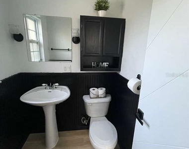 2125 Patrick Street - Photo Thumbnail 20