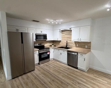 2125 Patrick Street - Photo Thumbnail 7