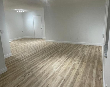 2125 Patrick Street - Photo Thumbnail 21