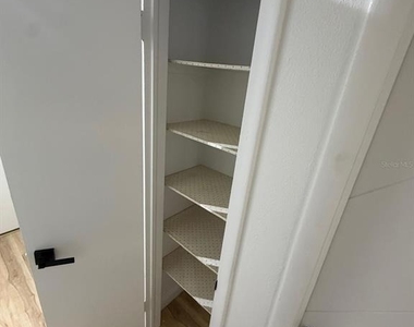 2125 Patrick Street - Photo Thumbnail 6