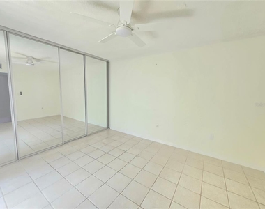 5263 Brook Court - Photo Thumbnail 10