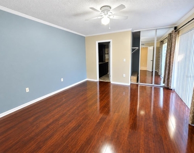 5263 Brook Court - Photo Thumbnail 11