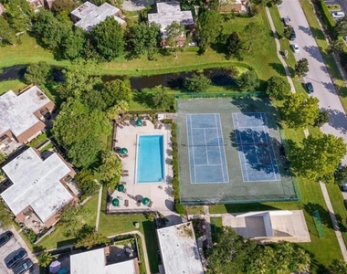 5263 Brook Court - Photo Thumbnail 14