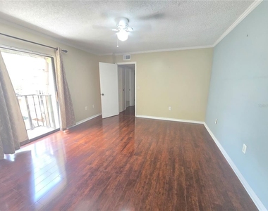5263 Brook Court - Photo Thumbnail 8