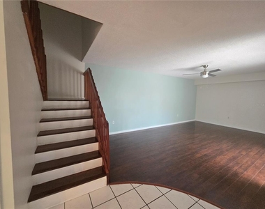 5263 Brook Court - Photo Thumbnail 3