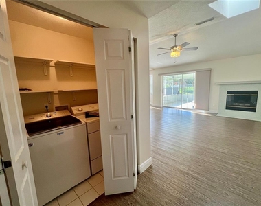 3696 Se 47th Street - Photo Thumbnail 2