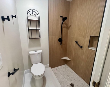 3696 Se 47th Street - Photo Thumbnail 13