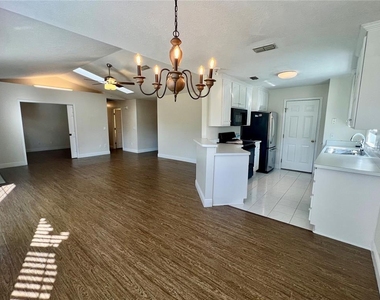 3696 Se 47th Street - Photo Thumbnail 5